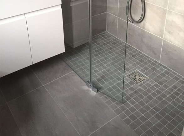 Mineral Gris Mosaic 48mm R-11 a/slip (30×30) - Image 2